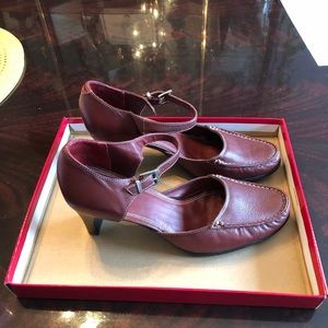 Women’s shoes.